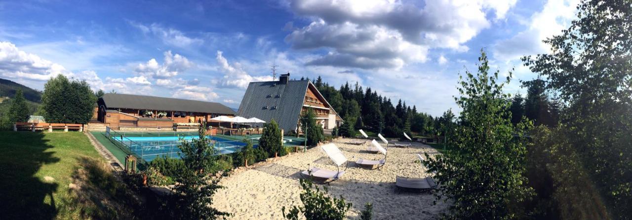 Wellness Hotel Bahenec ภายนอก รูปภาพ